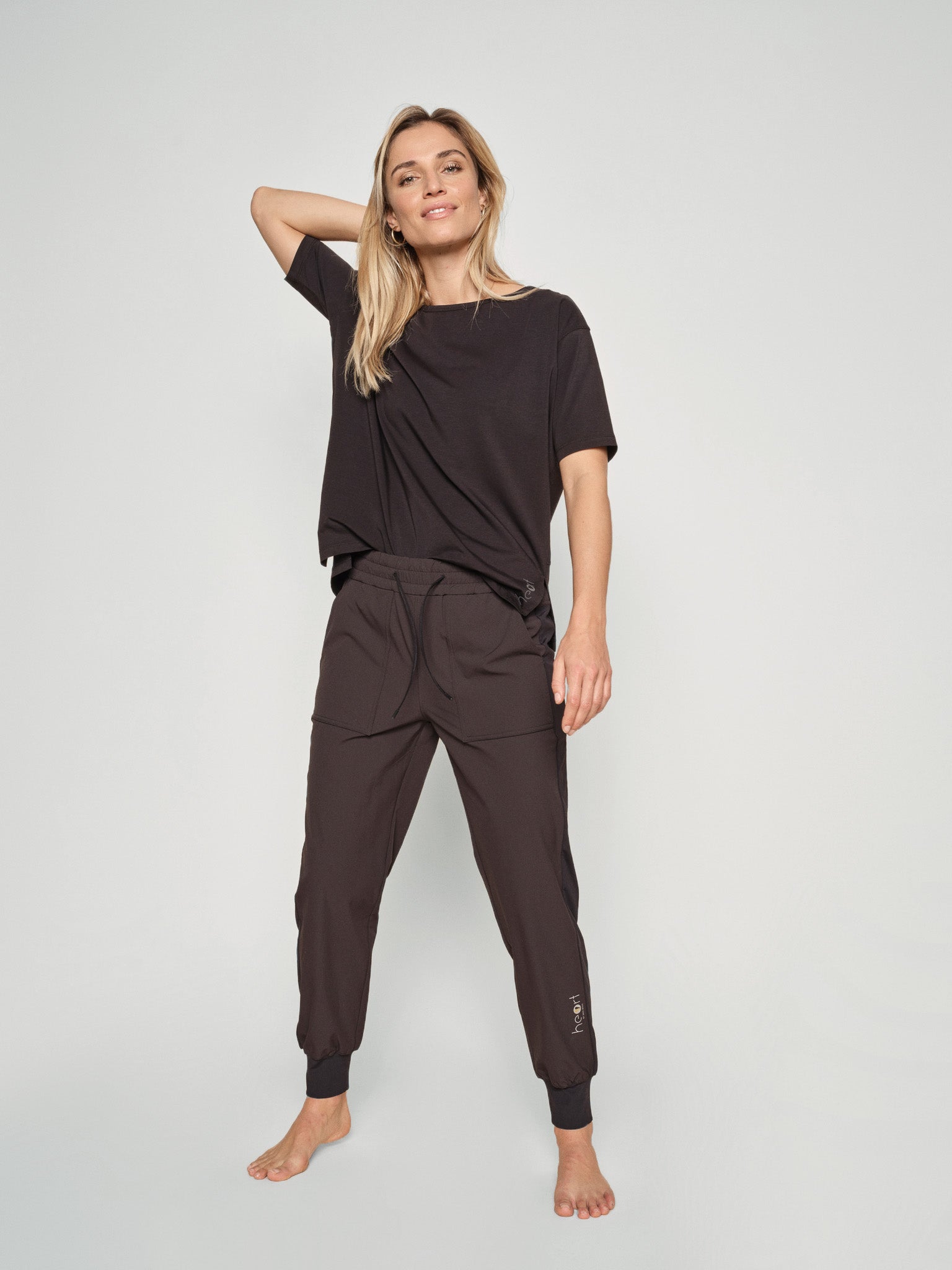 Modelshot / Black / Detail